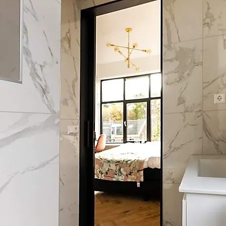 Boutique 43 Amsterdam - Zaandam 2*