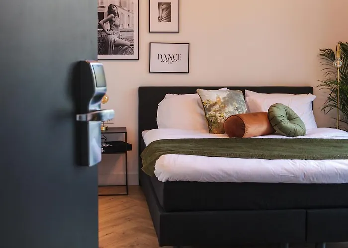 Boutique 43 Amsterdam - Zaandam 2*