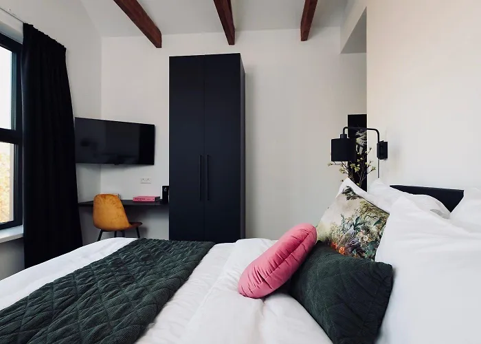 Boutique 43 Amsterdam - Zaandam 2*