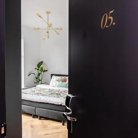 Boutique 43 Zaandam-amsterdam Отель