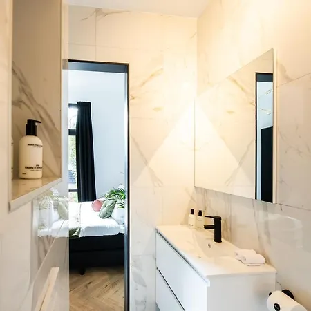 Отель Boutique 43 Zaandam-amsterdam 2*